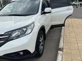 Honda CR-V 2014 годаfor12 000 000 тг. в Астана – фото 2