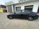 Toyota Camry 2008 годаүшін2 800 000 тг. в Атырау – фото 4