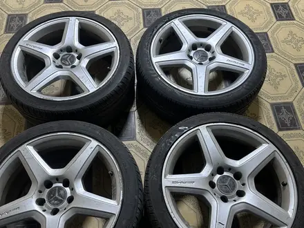 Апаллон R18 AMG за 420 000 тг. в Шымкент