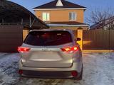 Toyota Highlander 2015 года за 11 580 000 тг. в Уральск