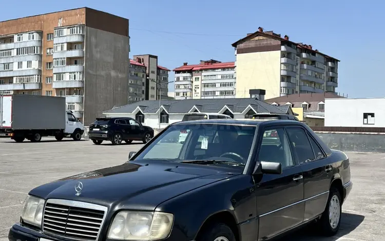 Mercedes-Benz E 220 1993 года за 2 000 000 тг. в Алматы