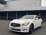 Infiniti Q70 2016 года за 16 000 000 тг. в Астана
