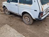 ВАЗ (Lada) Lada 2121 2003 годаfor300 000 тг. в Атырау – фото 2