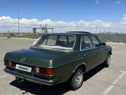 Mercedes-Benz E 300 1982 года за 1 200 000 тг. в Актау – фото 5