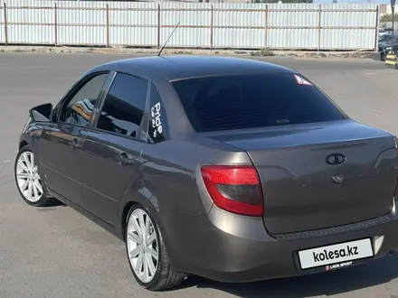 ВАЗ (Lada) Granta 2190 2015 года за 2 950 000 тг. в Караганда – фото 2