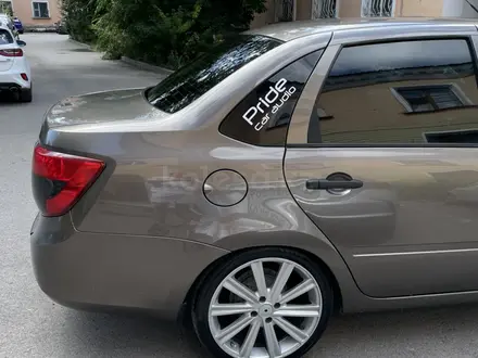ВАЗ (Lada) Granta 2190 2015 года за 2 950 000 тг. в Караганда – фото 4