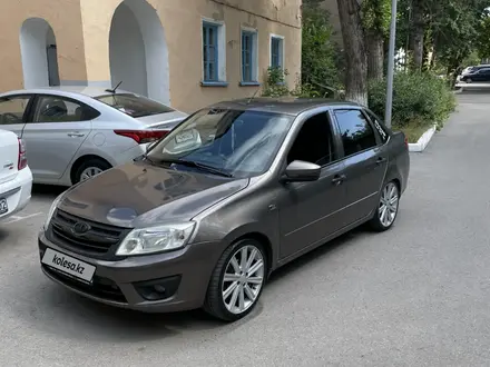 ВАЗ (Lada) Granta 2190 2015 года за 2 950 000 тг. в Караганда – фото 3