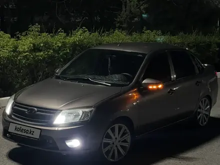 ВАЗ (Lada) Granta 2190 2015 года за 2 950 000 тг. в Караганда – фото 7