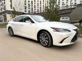 Lexus ES 250 2020 годаүшін23 200 000 тг. в Астана – фото 4