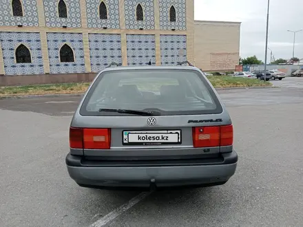 Volkswagen Passat 1993 года за 2 450 000 тг. в Тараз – фото 18