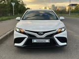 Toyota Camry 2021 годаүшін12 800 000 тг. в Астана – фото 2