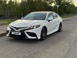 Toyota Camry 2021 годаүшін12 800 000 тг. в Астана – фото 3