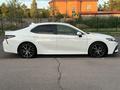 Toyota Camry 2021 года за 12 800 000 тг. в Астана – фото 8