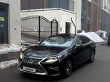 Lexus ES 300h 2014 годаүшін10 500 000 тг. в Астана – фото 3