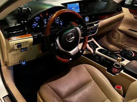 Lexus ES 300h 2013 года за 13 500 000 тг. в Алматы – фото 18