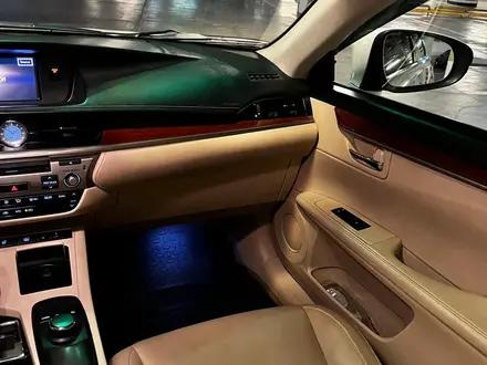 Lexus ES 300h 2013 года за 13 500 000 тг. в Алматы – фото 24