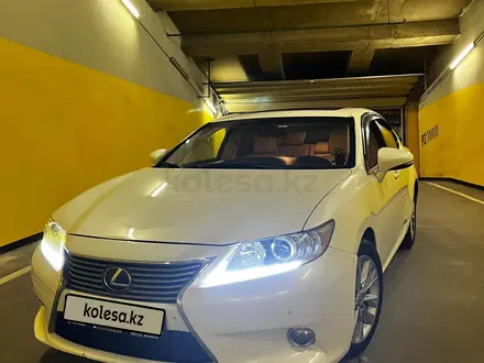 Lexus ES 300h 2013 года за 13 500 000 тг. в Алматы – фото 5