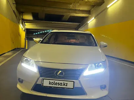 Lexus ES 300h 2013 года за 13 500 000 тг. в Алматы – фото 6