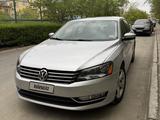 Volkswagen Passat 2013 годаүшін4 500 000 тг. в Атырау