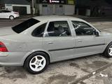 Opel Vectra 1996 годаfor1 300 000 тг. в Шымкент – фото 4