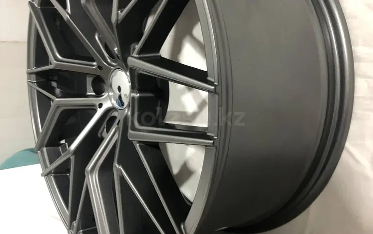 R19 9, 5J 5X120 ET40 72, 6 matt anthracite за 400 000 тг. в Алматы