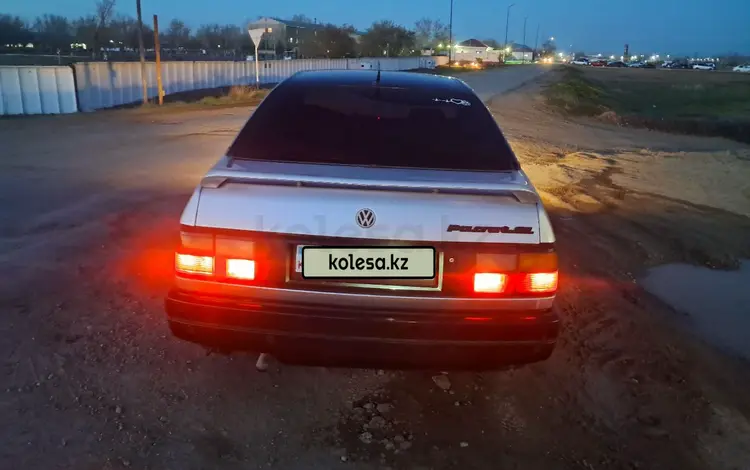 Volkswagen Passat 1990 года за 1 100 000 тг. в Семей