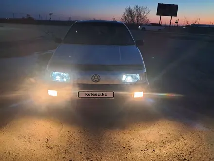 Volkswagen Passat 1990 года за 1 100 000 тг. в Семей – фото 3