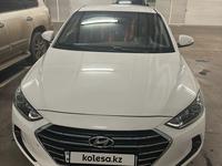 Hyundai Elantra 2018 года за 7 400 000 тг. в Астана