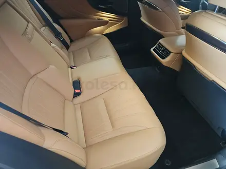 Lexus LS 500 2023 года за 51 000 000 тг. в Алматы – фото 13