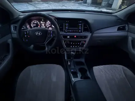 Hyundai Sonata 2016 года за 6 360 000 тг. в Алматы – фото 9