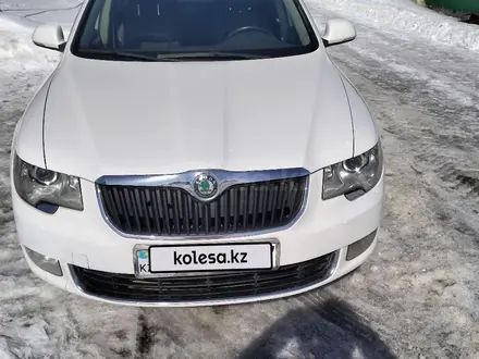 Skoda Superb 2013 года за 5 500 000 тг. в Уральск – фото 9