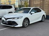 Toyota Camry 2020 года за 10 800 000 тг. в Астана