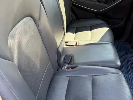 Hyundai Santa Fe 2017 года за 10 400 000 тг. в Уральск – фото 10