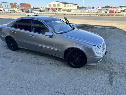 Mercedes-Benz E 320 2005 года за 5 000 000 тг. в Атырау