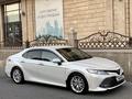 Toyota Camry 2019 года за 14 300 000 тг. в Шымкент