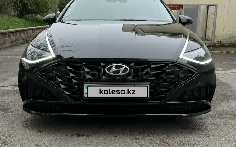 Hyundai Sonata 2021 года за 13 000 000 тг. в Алматы