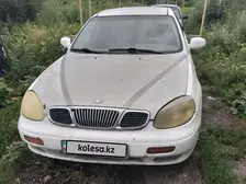 Daewoo Leganza, 2000