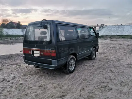 Nissan Caravan 1995 года за 2 050 000 тг. в Алматы – фото 17