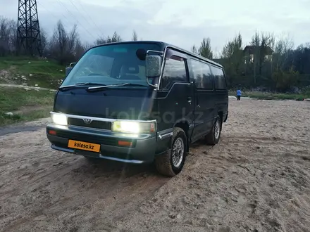 Nissan Caravan 1995 года за 2 050 000 тг. в Алматы – фото 9