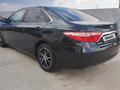 Toyota Camry 2016 года за 9 500 000 тг. в Атырау – фото 2