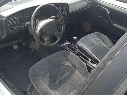 Volkswagen Passat 1996 года за 1 100 000 тг. в Тараз – фото 2