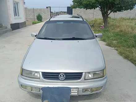 Volkswagen Passat 1996 года за 1 100 000 тг. в Тараз – фото 4