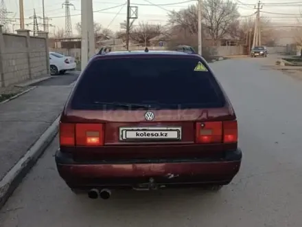 Volkswagen Passat 1994 года за 1 400 000 тг. в Тараз – фото 2