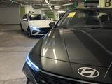 Hyundai Elantra 2024 годаfor9 650 000 тг. в Алматы – фото 4