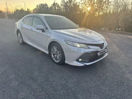 Toyota Camry 2019 года за 12 700 000 тг. в Шымкент – фото 9