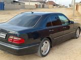 Mercedes-Benz E 430 1999 годаүшін5 200 000 тг. в Жанаозен – фото 2