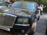 Chrysler 300C 2005 года за 3 800 000 тг. в Алматы – фото 4