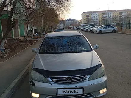 Toyota Camry 2004 года за 3 900 000 тг. в Атырау – фото 9