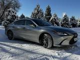 Lexus ES 250 2022 годаүшін21 000 000 тг. в Алматы – фото 3