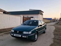 Volkswagen Passat 1994 годаfor1 600 000 тг. в Тараз